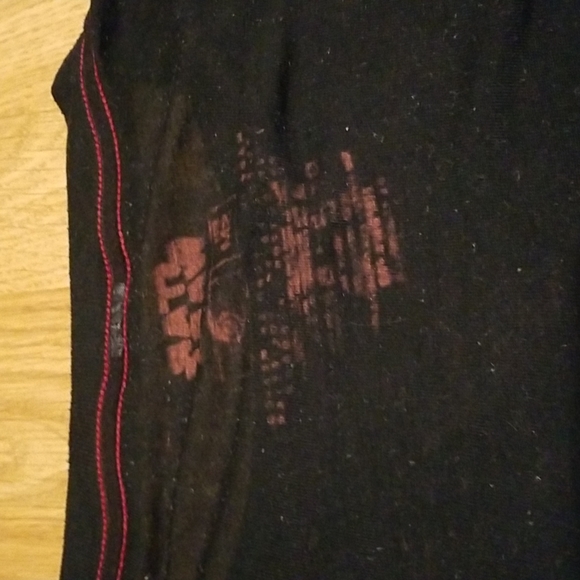 💥3/$10💥 Star Wars Burnout Tee with Red Contrast Stitching - Picture 8 of 8